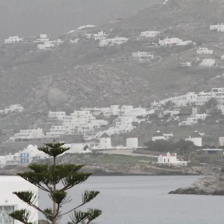 Elena * Ornos (Mykonos)